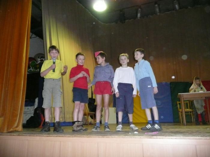 2014-12-07 hneda_mikulasska 06